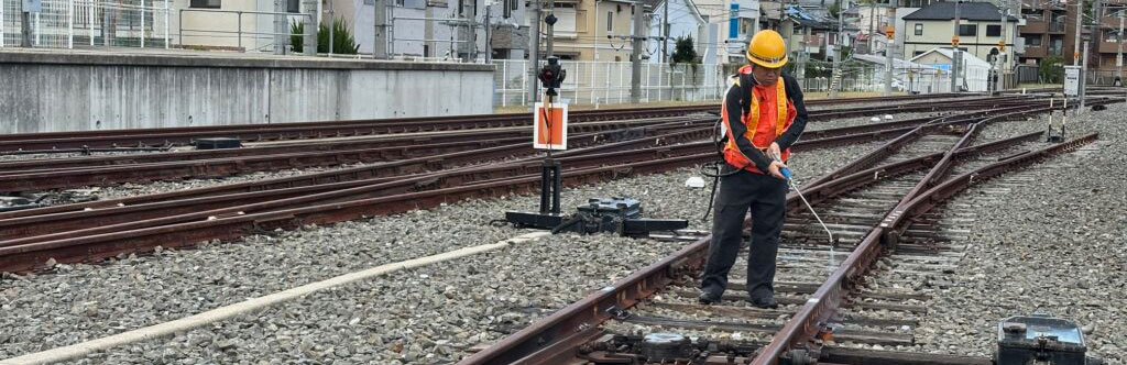 鉄道保線区の枕木処理（防火・防腐）